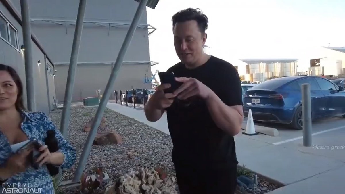 .Elon Musk and Everyday Astronaut doing random silly stuff 😂