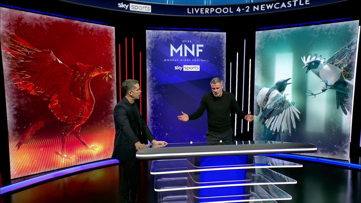 "I can't believe a player would go down when they've got an empty net!" 🤯 Jamie Carragher says Diogo Jota went down far too easily for the second Liverpool penalty
