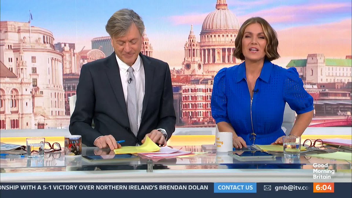 Happy New Year! Did you take your Christmas decorations down yesterday or are you waiting till the 6th like Richard Madeley? 🎄