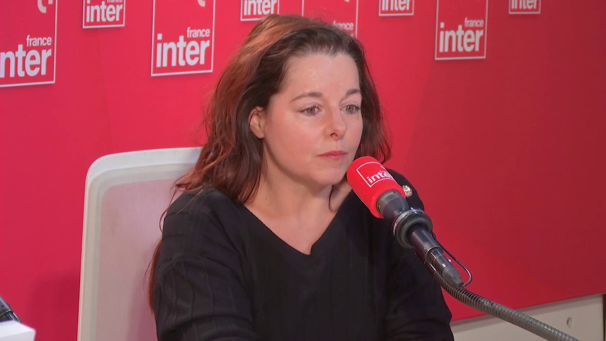 Laure Calamy sur l'affaire Depardieu : "Quand on voit la difficulté que c'est de porter plainte, surtout face à un homme puissant, les déclarations du président de la République sont un camouflet face au courage qu'ont ces femmes de porter plainte." #le69Inter