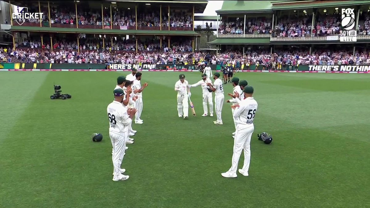 David Warner, one final time in Test cricket, A legend of Australia. - Brilliant from Pakistan to give the guard of honour to Davey. 🫡