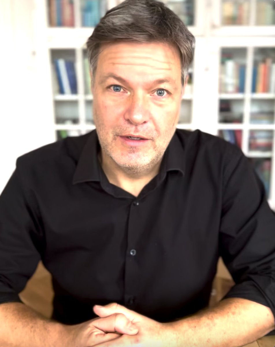Bundesminister Robert Habeck zur Bilanz der Erneuerbaren Energien in 2023 und einem Ausblick auf das Jahr 2024.