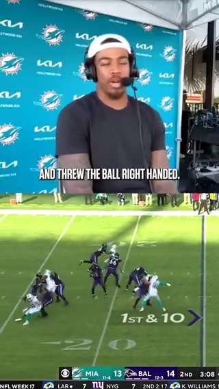.Lamar Jackson dropped back like he was throwing lefty and then threw it righty. Playing on another level. 💯 (via Channing Crowder, Marc Hochman)