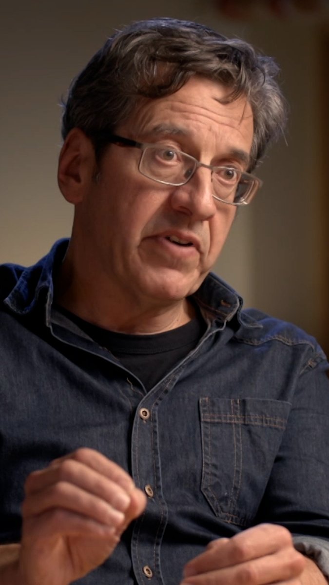 'De media zijn een grotere bedreiging dan de fossiele brandstofindustrie.' Klimaatactivist George Monbiot hekelt de houding van media die liever hun kop in het zand steken als het gaat om de klimaatcrisis. Kijk 'VPRO Wintergasten' op NPO Start