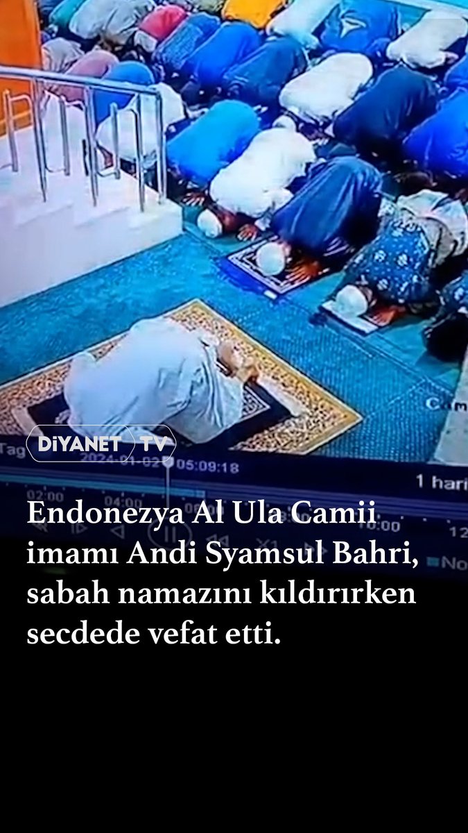 🤲Endonezya, Batı Balikpapan, Kampung Baru Al Ula Camii imamı Andi Syamsul Bahri, sabah namazını kıldırırken secdede vefat etti.