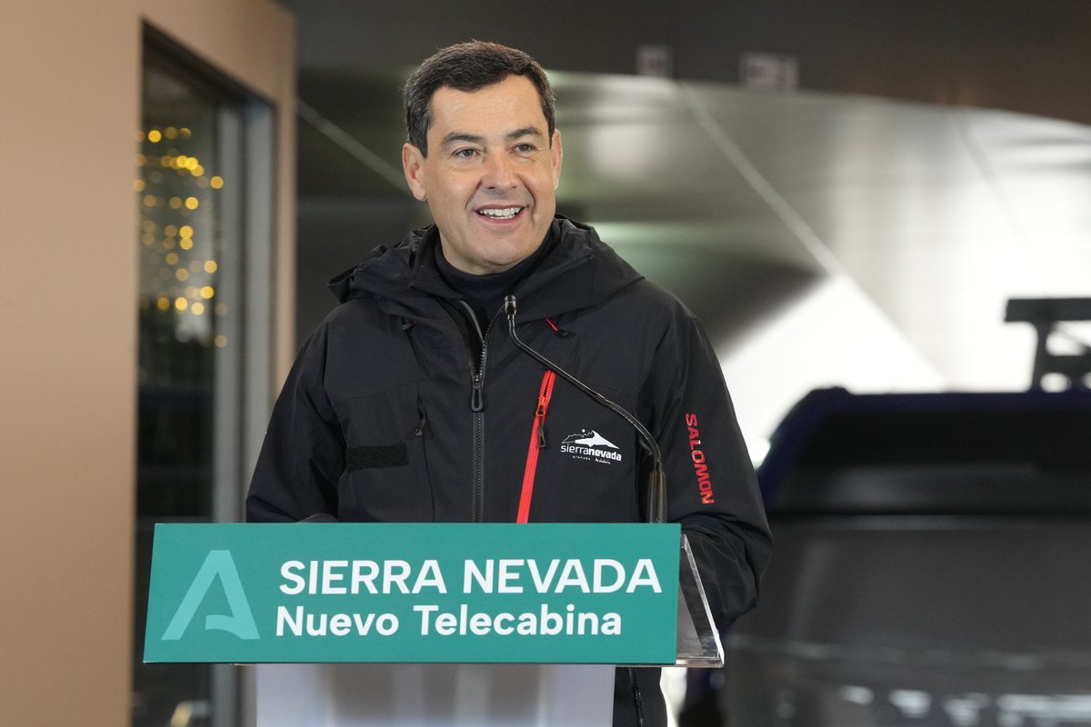 Es inaceptable que se haga una piñata con la figura de un presidente de Gobierno para que sea apaleada y agredida. Hechos lamentables como éste se tienen que condenar siempre. El respeto y la tolerancia al adversario son fundamentales.