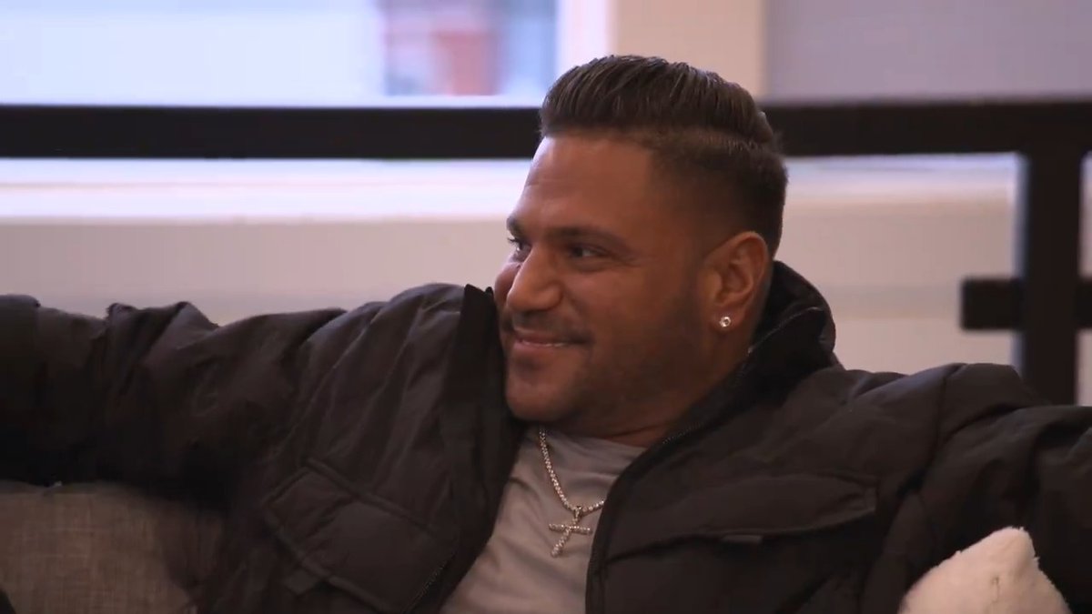 New year, same fam ❤️ It’s a full house when all the OGs return for a can’t-miss new season of #JSFamilyVacation starting Jerzday, Feb 8 on @mtv 🦆