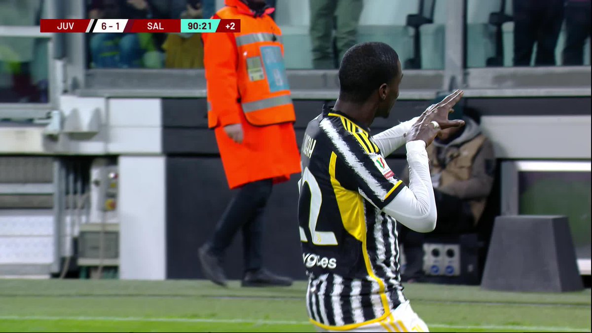 "OH MY GOODNESS!" 😱😱 Timothy Weah with an absolute screamer for Juventus 🚀