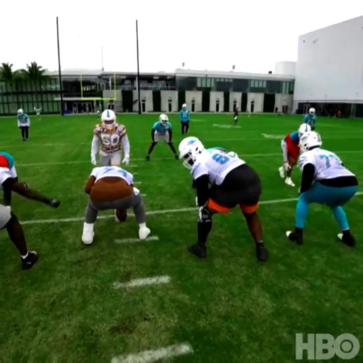 POV: Inside the reason why Tua. T 🇦🇸 wears a helmet cam at practice 🎥 #HardKnocks on Max