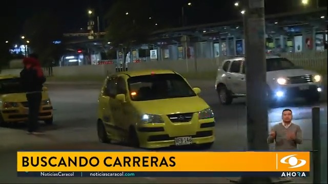 #OjoDeLaNoche | Difícil comienzo de año para taxistas en Bogotá: la soledad en las calles durante los primeros días de enero los tiene preocupados. Más en