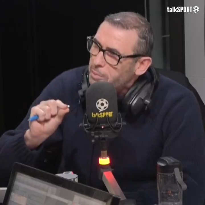 𝗠𝗮𝗿𝘁𝗶𝗻: “He should be top of the ‘most fouled’! They wait before booking players around him!” 𝗦𝗶𝗺𝗼𝗻: “It’s a physical game! Statistically, he gets fouled less. It’s a ridiculous argument!” Jordan & Keown clash over #AFC’s complaint to the PGMOL on Saka’s treatment 🔥