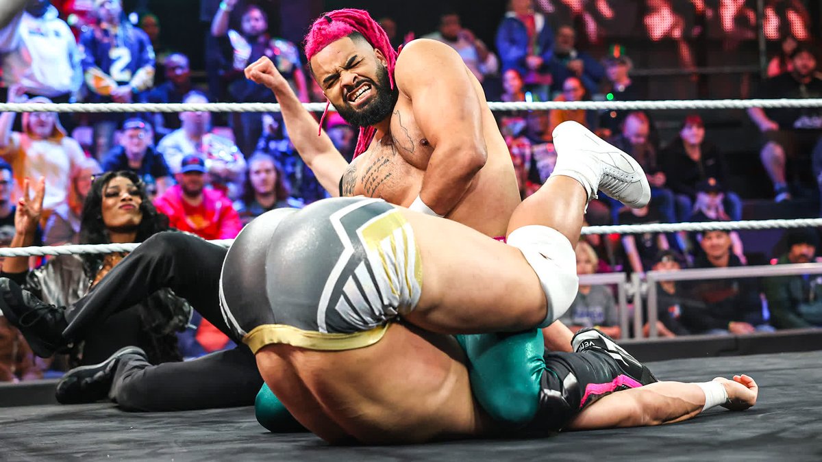 Following impressive showings in his first two WWE matches, Dion Lennox seeks the elusive first victory against the highflying @OroMensah_wwe, who has plenty of backup from The Meta-Four. #NXTLevelUp
