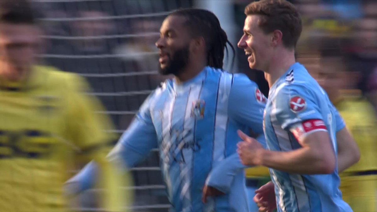 Pick that out ๐คฏ An UNBELIEVABLE hit from Kasey Palmer for Coventry City ๐ #EmiratesFACup