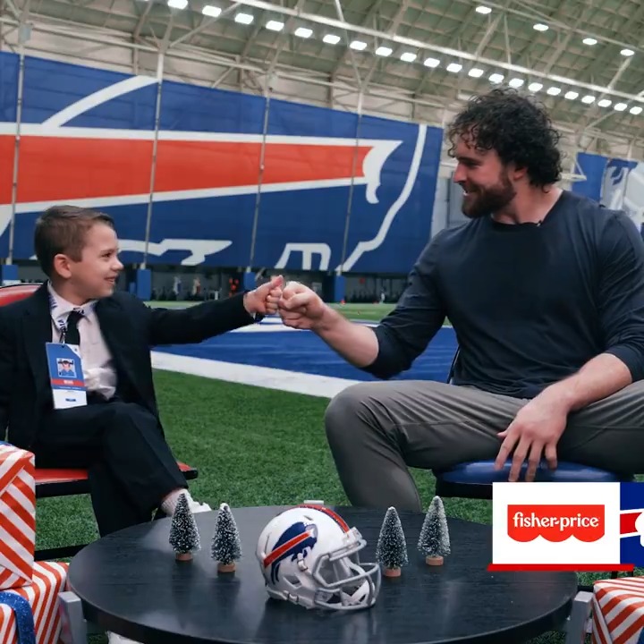 Offense vs. defense in a snowball fight?! Our Junior Reporter Grant breaks it down with @Dawson_Knox. Fisher-Price® | #BillsMafia