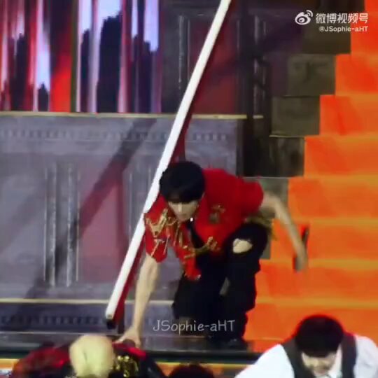 #LeeKnow <Hall of Fame> GDA fancam 😍👌