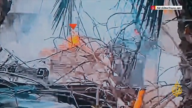 مشاهد حصلت عليها الجزيرة لما قالت كتائب القسام إنها لمعارك ضد جيش الاحتلال الإسرائيلي شرق حيي التفاح والدرج في غزة #حرب_غزة #الأخبار