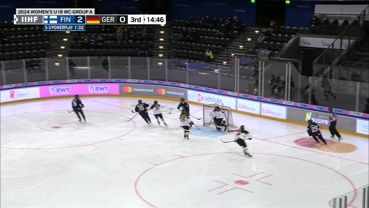 Unstoppable like Emma Ekoluoma. She knows no brakes🙅‍♀️ and puts Finland on the scoreboard again.