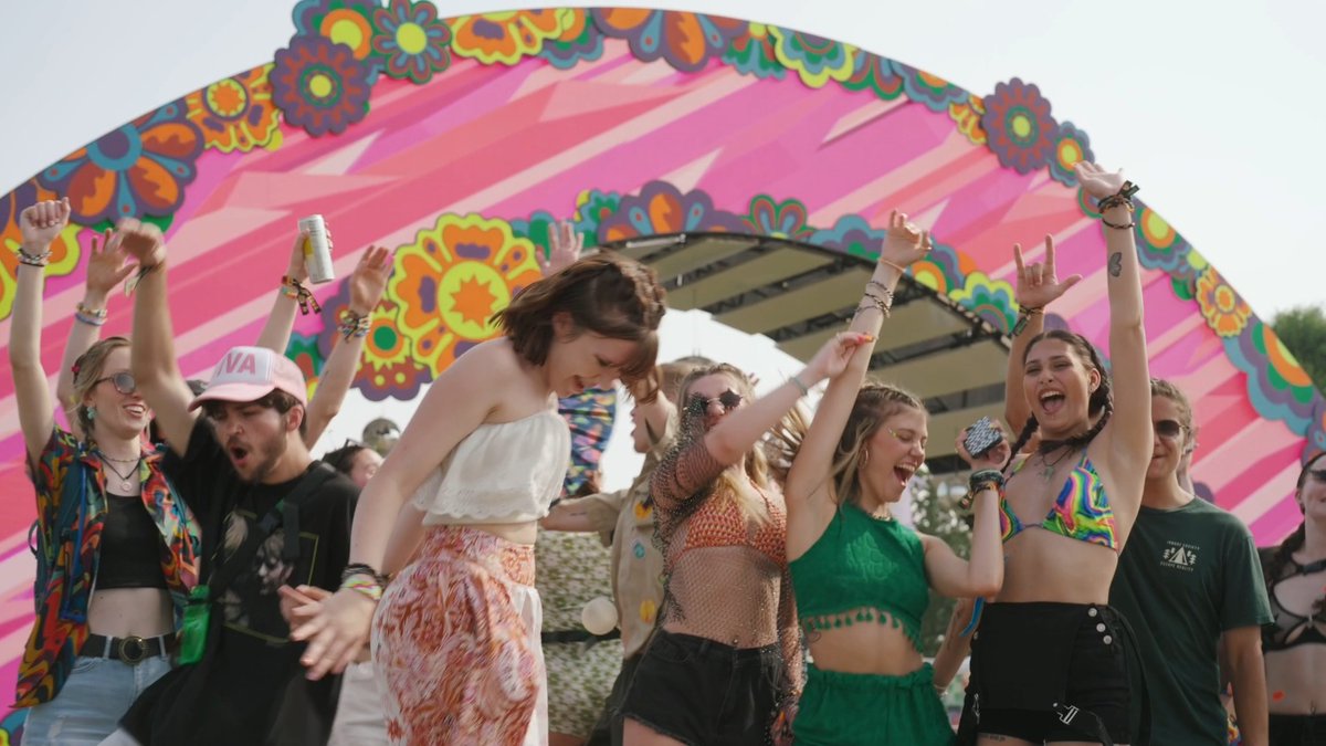 did you hear the good news? your lineup drops THIS TUESDAY 🤗🌈 before we get there, drop the #1 reason you'll be on the farm this summer 👇