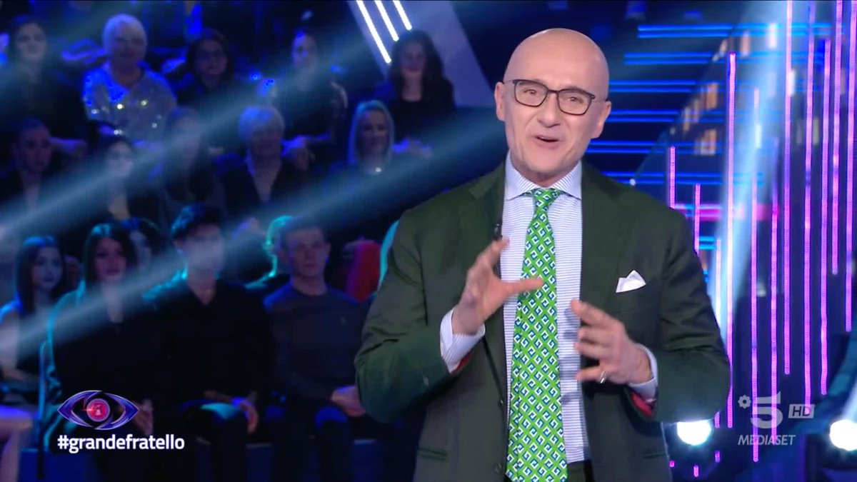 Sappiamo che molti di voi hanno scritto chiedendo quale potesse essere la decisione di Beatrice, in merito al suo ritorno nella Casa. Lei stessa ci racconterà il perché della sua scelta. ❤️ #GrandeFratello