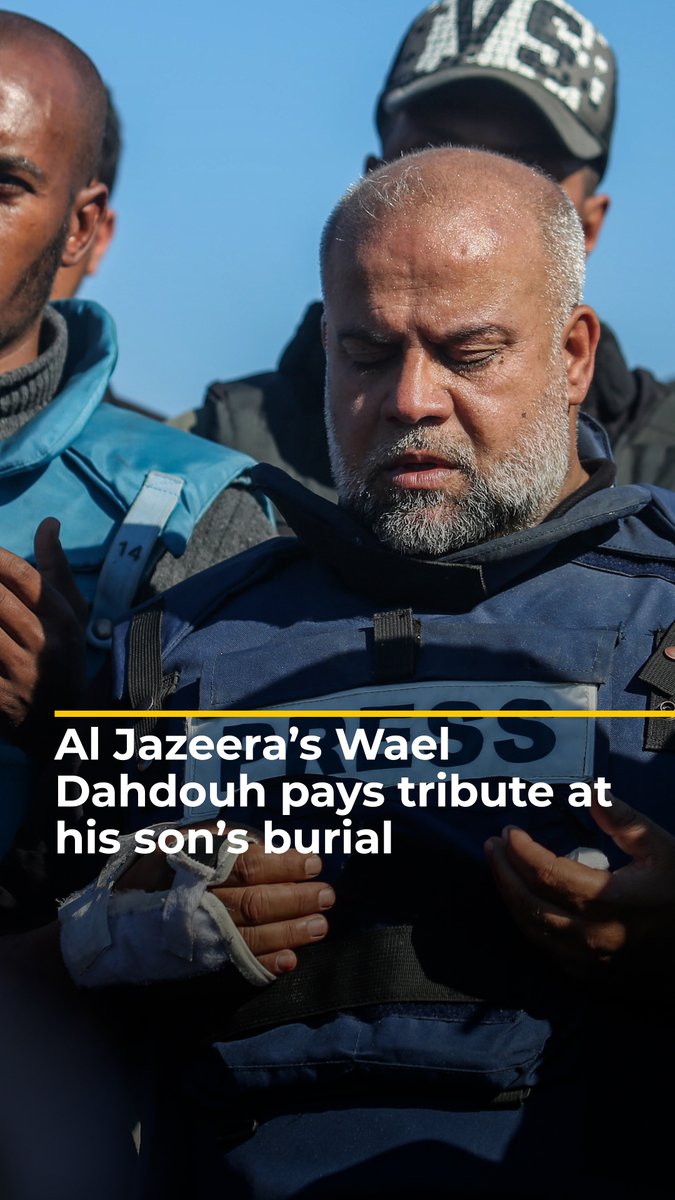 Al Jazeera correspondent Wael Dahdouh paid tribute to his 27-year-old son Hamza at his funeral in Gaza. Hamza, who was also a journalist, was killed alongside colleague Mustafa Thuraya in an Israeli air attack on their vehicle ⤵️