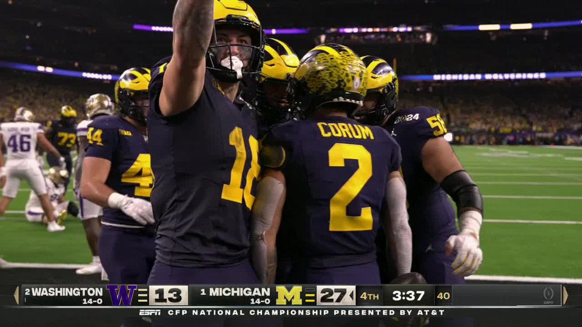 BLAKE CORUM BACK IN THE END ZONE! 🔥 #NationalChampionship