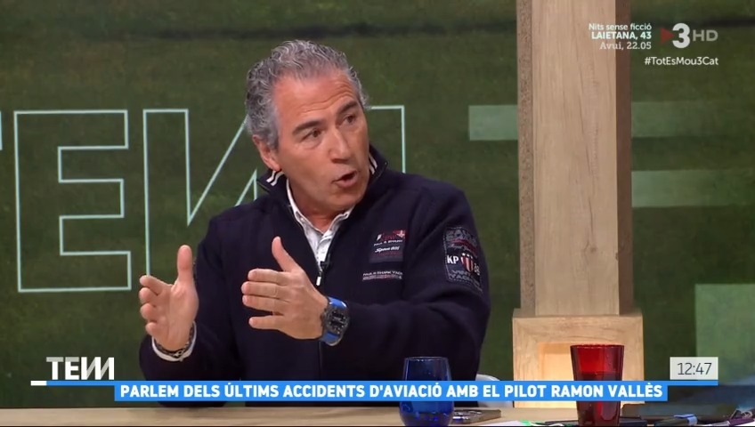 "Oi que en un cotxe sempre aneu lligats? Doncs en un avió aneu sempre lligats", Ramon Vallès, comandant d'Iberia i pilot d'Airbus A350 Parlem d'accidents d'aviació ▶ #TotEsMou3Cat