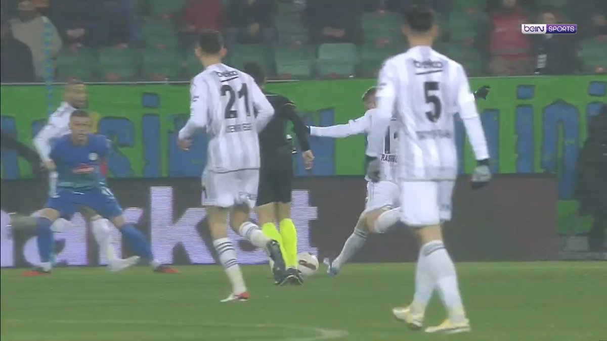 Milot Rashica'nın perdeyi açan mükemmel golü. 💫 #RİZvBJK