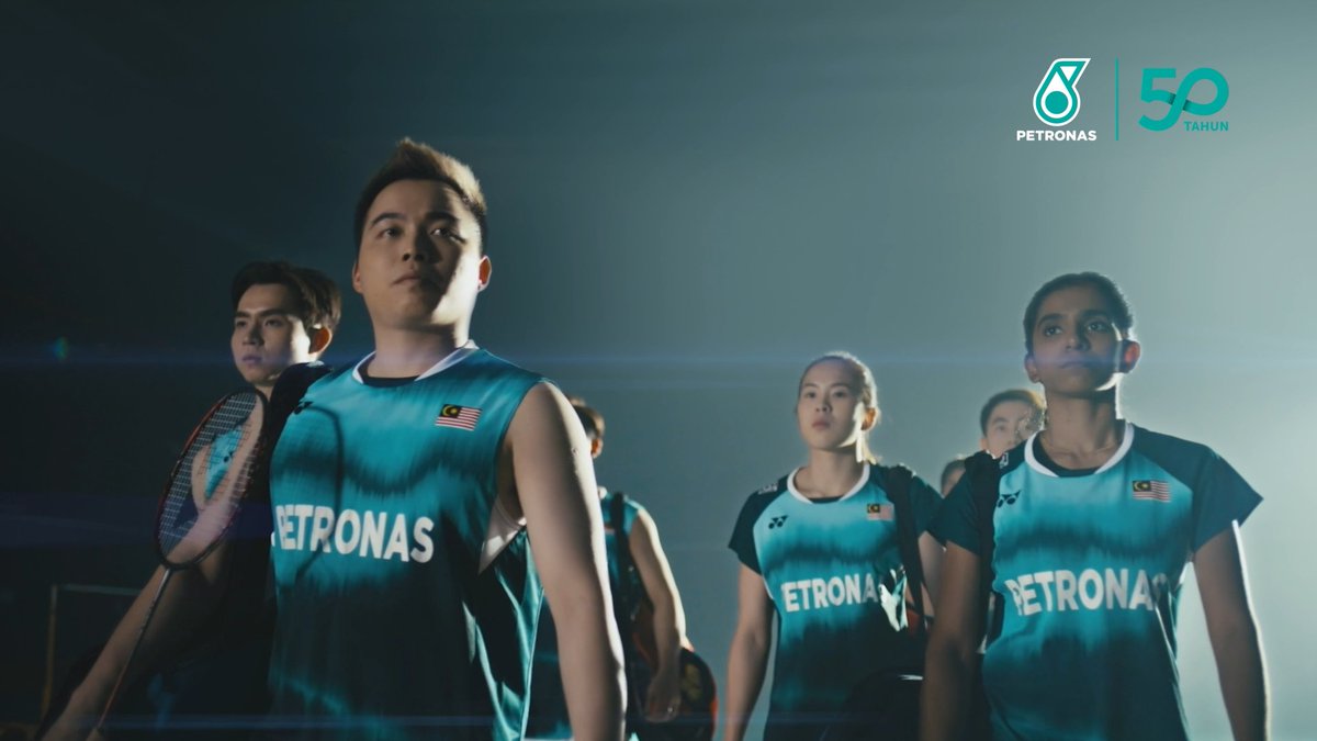 Satukan Suara, Julangkan Juara Kita. Semarakkan arena dengan sokongan padu dan semangat membara demi membawa wira badminton kita ke arah kemenangan! #PETRONAS #PassionateAboutProgress #PETRONASMalaysiaOpen2024 #DemiMalaysia #PMO2024 #GemilangkanLagi