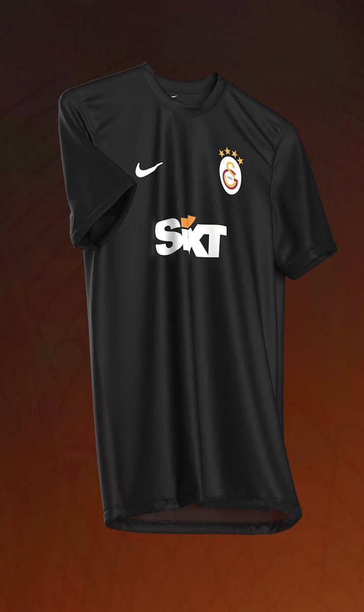 Takımımızın, E. Y. Sivasspor karşılaşmasında giyeceği Siyah Forma, taraftar versiyonuyla şimdi 🦁 Satın almak için tıkla 👉 #SVSvGS