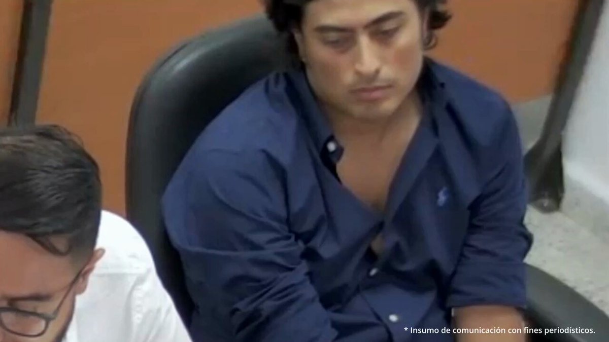 #ATENCIÓN | La Fiscalía acusó formalmente ante un juez penal especializado de Barranquilla, #Atlántico, al exdiputado de la Asamblea de Atlántico, Nicolás Fernando Petro Burgos, como presunto responsable de los delitos de lavado de activos y enriquecimiento ilícito.