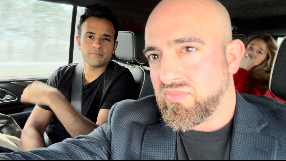 Get in, Vivek Ramaswamy lays out his plan to Save The Internet from: - Government censorship - Federal agency mis/disinfo grants - Supranational orgs like WEF that drive censorship advertiser boycotts