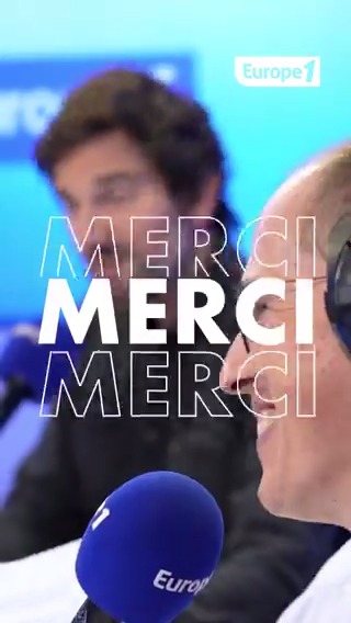 ๐ตLa famille #Europe1 sโagrandit: MERCI ๐ปVous รชtes plus de 2,2M dโauditeurs ร nous รฉcouter tous les jours ๐ฑ54,6M de vidรฉos vues sur les rรฉseaux sociaux chaque mois ๐ง13,4M de podcasts รฉcoutรฉs chaque mois ๐ป15,2M de visiteurs par mois sur le site & lโapp