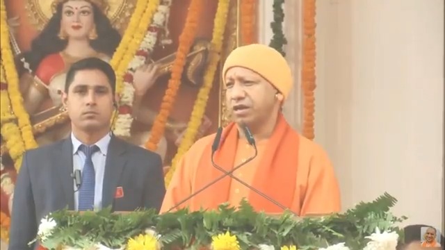 यह सिलाई मशीन उन परिवारों के स्वावलंबन का आधार बनेगी...