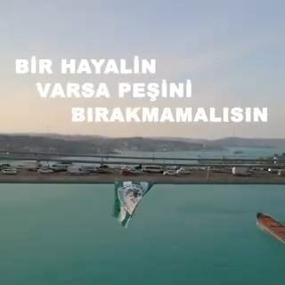 "Bir hayalin varsa peşini bırakma!"💚🤍
