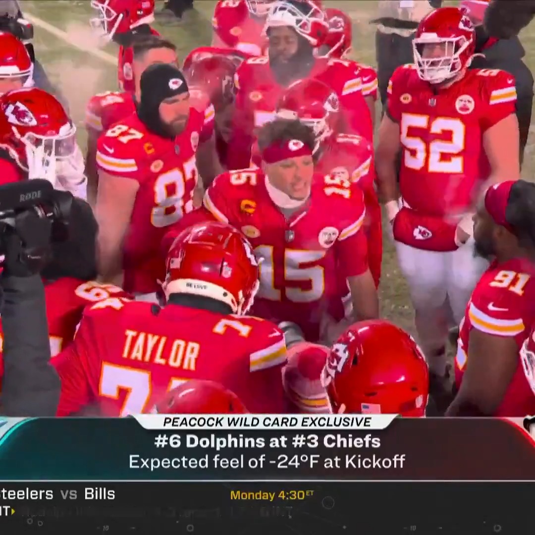 Patrick Mahomes getting the squad fired up! 😤 📺: Peacock