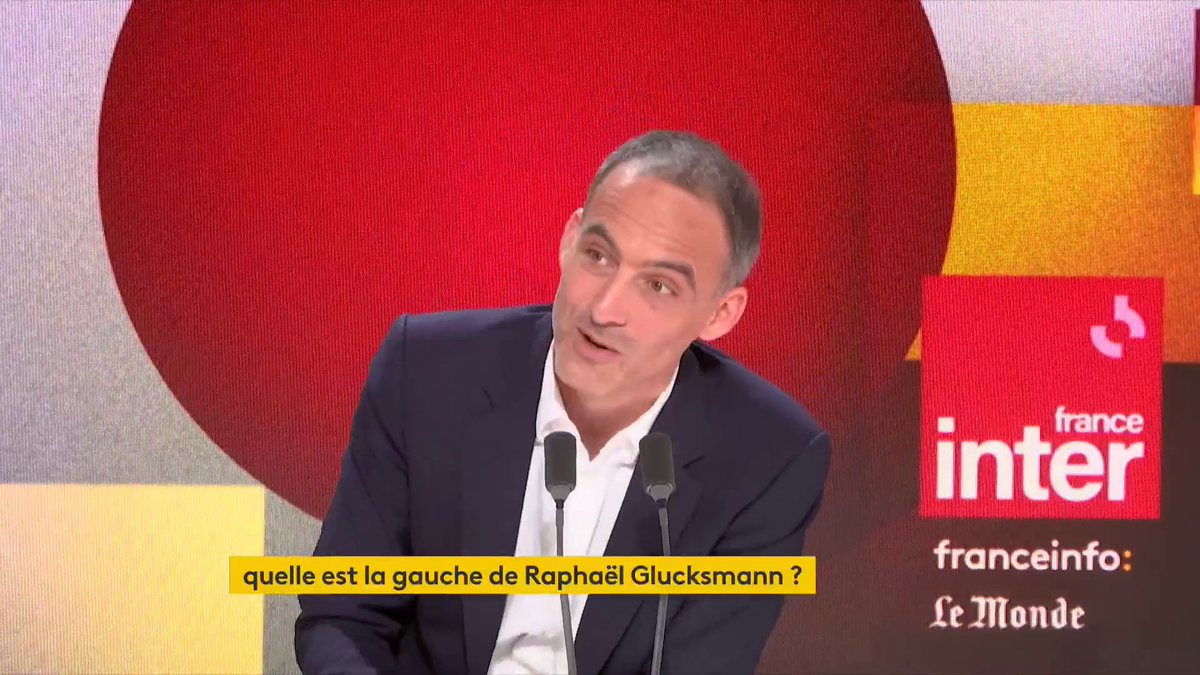 Raphaël Glucksmann (Raphael Glucksmann) : "Il faudra fédérer avec la gauche, parler avec monsieur Ruffin par exemple. Il a une parole différente, sur les questions sociales, c'est celui qui incarne le mieux les combats historiques de la gauche aujourd'hui." #QuestionsPol