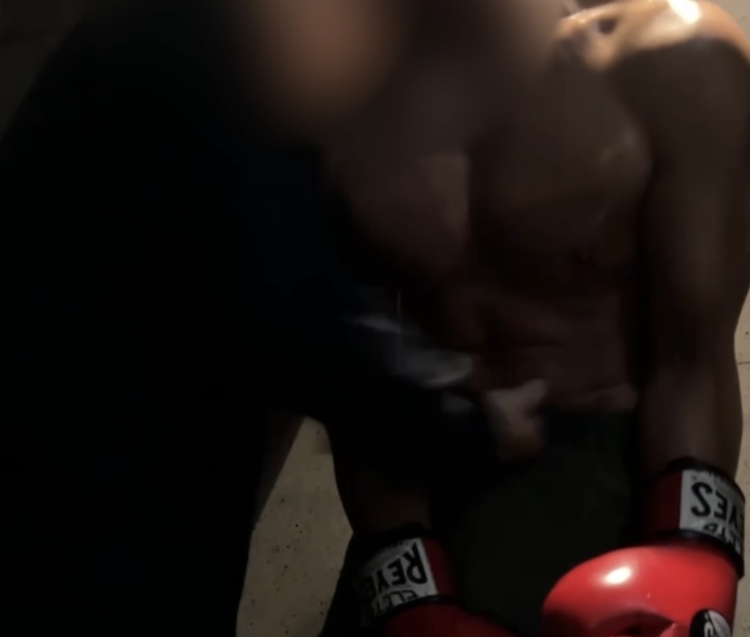 『監獄FIGHT CLUB 3』 「こんなの…ボクシングじゃねえ」 ついに完結編‼️ 剛腕の看守の重いパンチに、耐え続けるラストファイト🥊 エルボー…ヒザ…ベアハグ…顔面パンチ💨