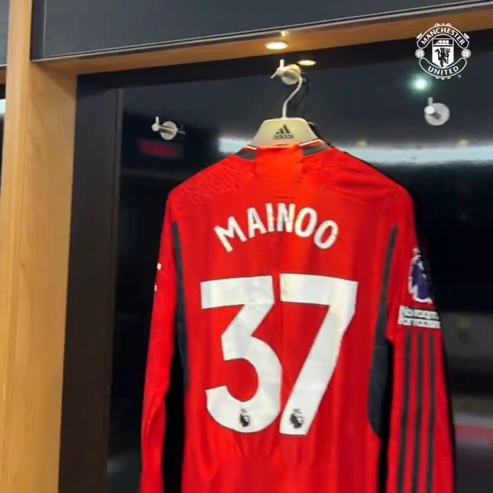 Our first Old Trafford line-up of 2024 is in! 🚨 BRING ON UNITED! 🔴⚪️⚫️ #MUFC || #MUNTOT