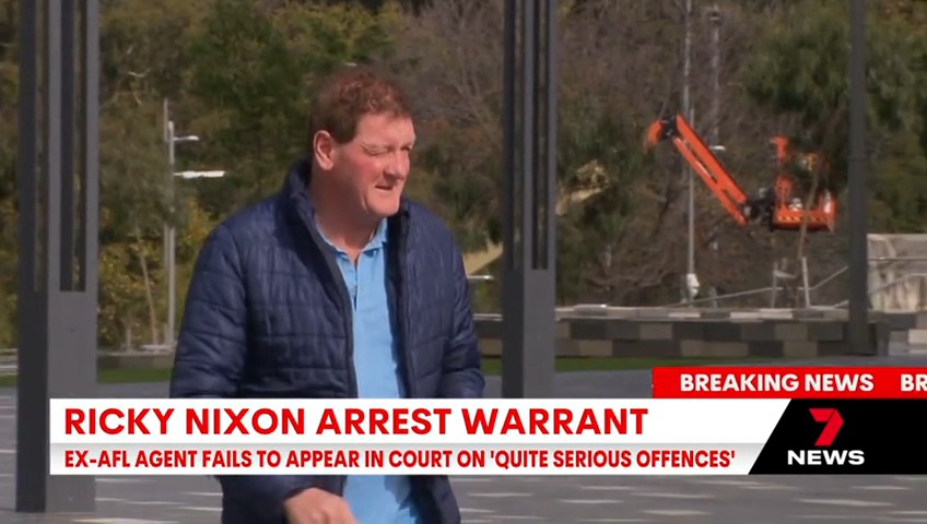 #BREAKING: an arrest warrant has been issued for former AFL powerbroker Ricky Nixon. The former player was due to appear in court this morning on fraud charges, but failed to show up and was unable to be contacted. #7NEWS