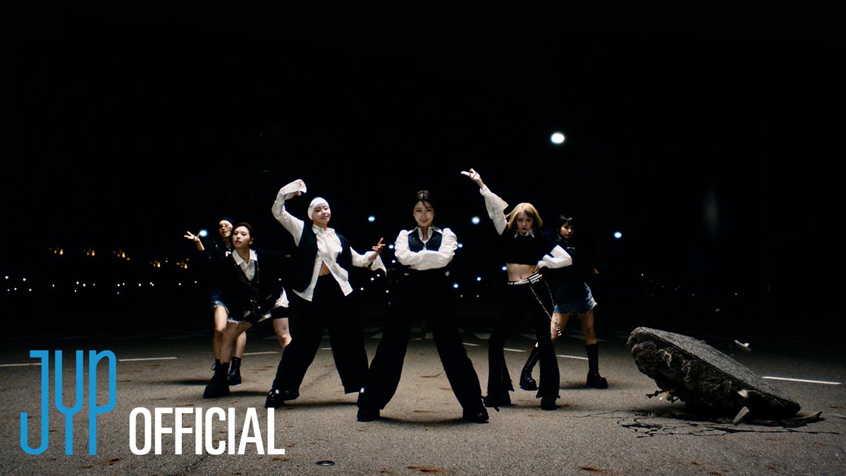 NMIXX “DASH” M/V #NMIXX #엔믹스 #Fe3O4_BREAK #DASH