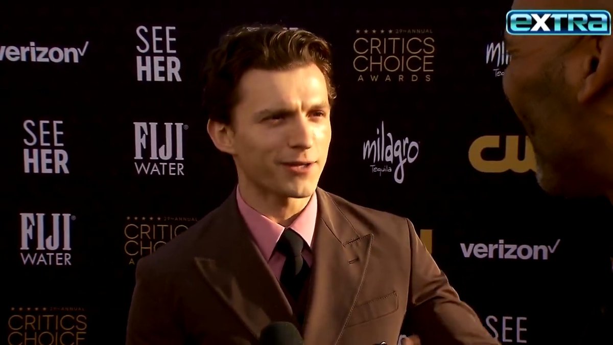Tom Holland reveals he and Zendaya re-watch #SpiderMan: Homecoming and "reminisce about being 19." 🥹🥰 #CriticsChoiceAwards #CriticsChoice #SpiderMan