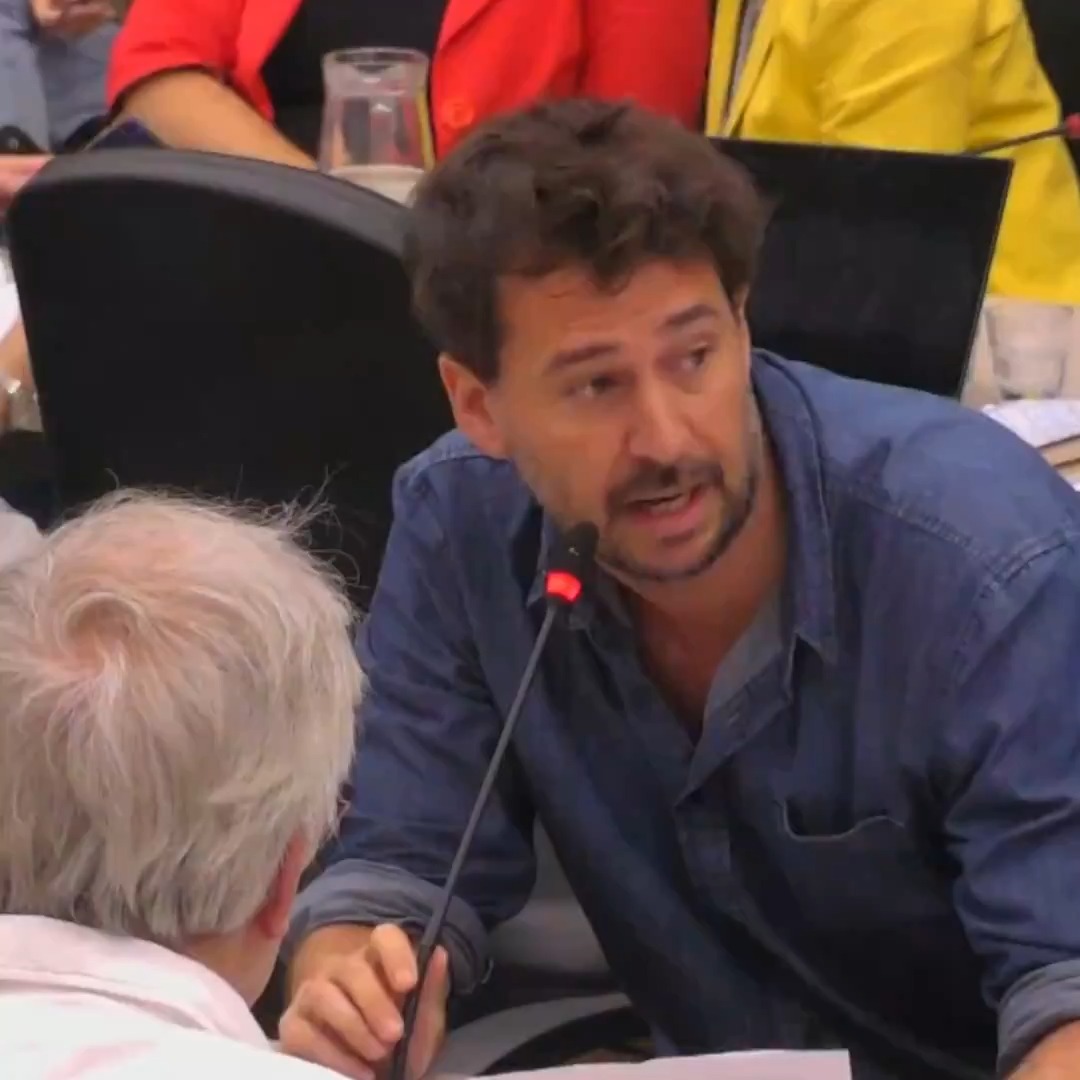 "Santiago Mitre": Por su participación en el plenario de comisiones de Diputados