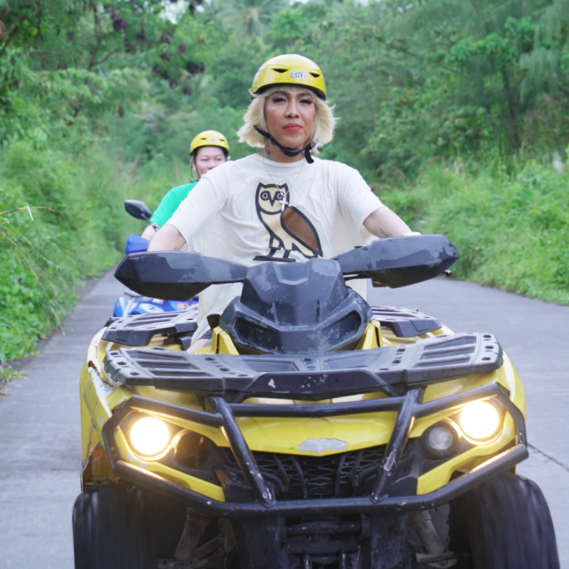 Mukhang mapapasabak ang mga accla sa Mayon ATV adventure! 😆 May harutan galore pa na hindi mo dapat ma-miss sa Misibis! BEKSGO! Catch EPISODE 7 of #GandaraTheBeksplorerS2 this JANUARY 19 on iWantTFC! jose marie viceral Team Vice