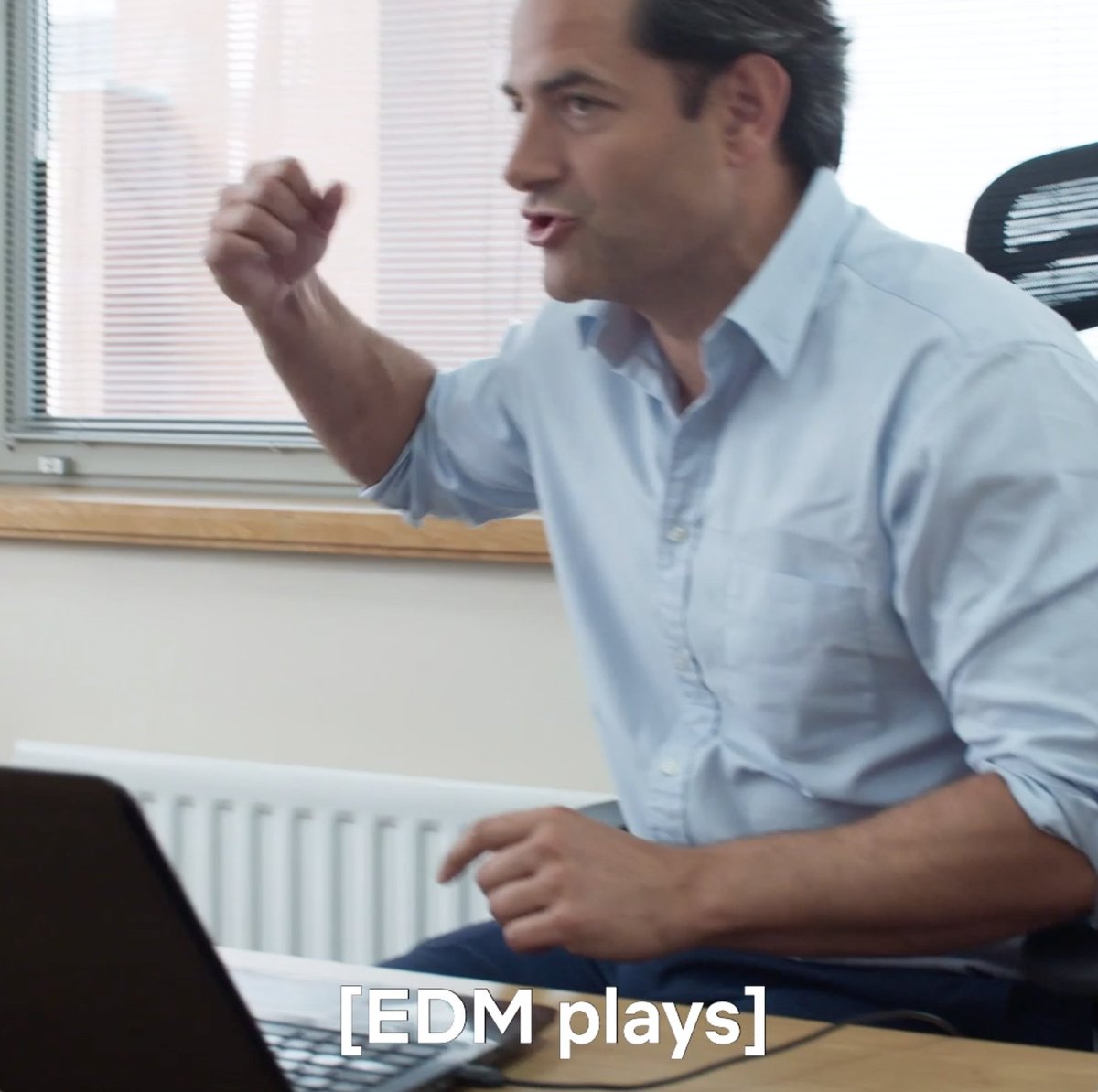 Sunderland ‘Til I Die is BACK for season 3! It’s going to be on Netflix from February 13th… Throwback to one of the greatest scenes in TV history👇