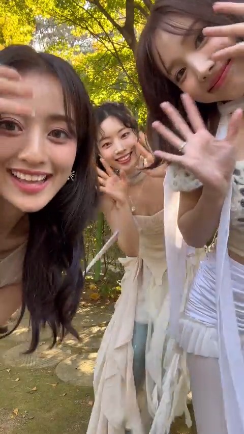 Bestie Heart Challenge๐ซถ (ver.๐ฐ๐ฆ๐ซ) +*:๊ซ:* ๐๐๐กโ ๐๐๐-๐กโ *:๊ซ:*+ ๐๐๐-๐๐๐ฃ๐ & ๐๐๐-๐๐๐๐๐ #TWICE #ํธ์์ด์ค #๋์ฐ #NAYEON #์งํจ #JIHYO #๋คํ #DAHYUN #IGOTYOU๐ค #WithYOUthโคโ๐ฅ
