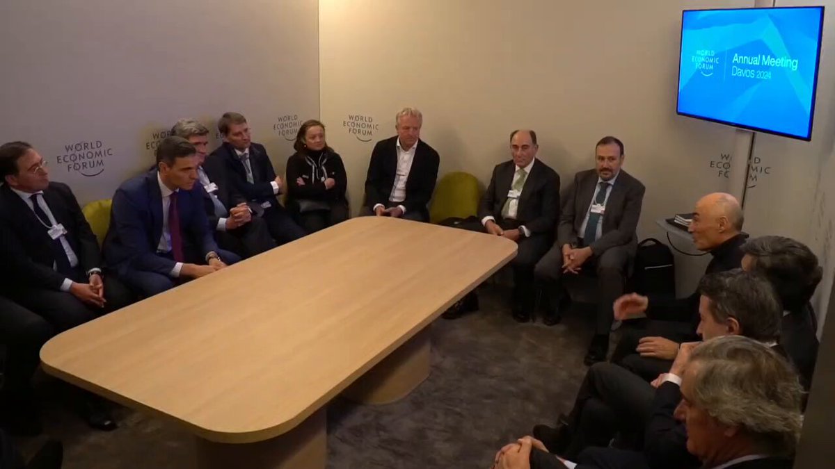He mantenido una interesante reunión con los directivos de empresas españolas presentes en Davos. Hemos intercambiado puntos de vista sobre inteligencia artificial, las perspectivas económicas y la reindustrialización de Europa.