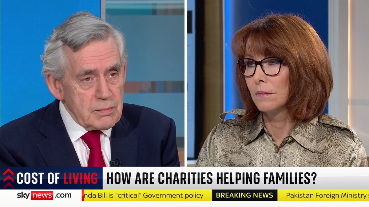 "I'm seeing poverty I never thought I would see in my lifetime again" Gordon Brown says the goal is to abolish food banks but we have to deal with the "here and now" as "2024 could be a worse year for poverty" and we need to do "far more". 📺 Sky 501