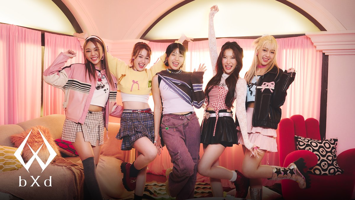 Don't swipe left on this M/V 👉 bXd ‘Perfect Match' Official M/V IS OUT! Let’s find your ‘Perfect Match’ ☯ Music Streaming! ✨ #PerfectMatchMV #PerfectMatch #bXdPerfectMatch #bXd ❀ #4NOLOGUE