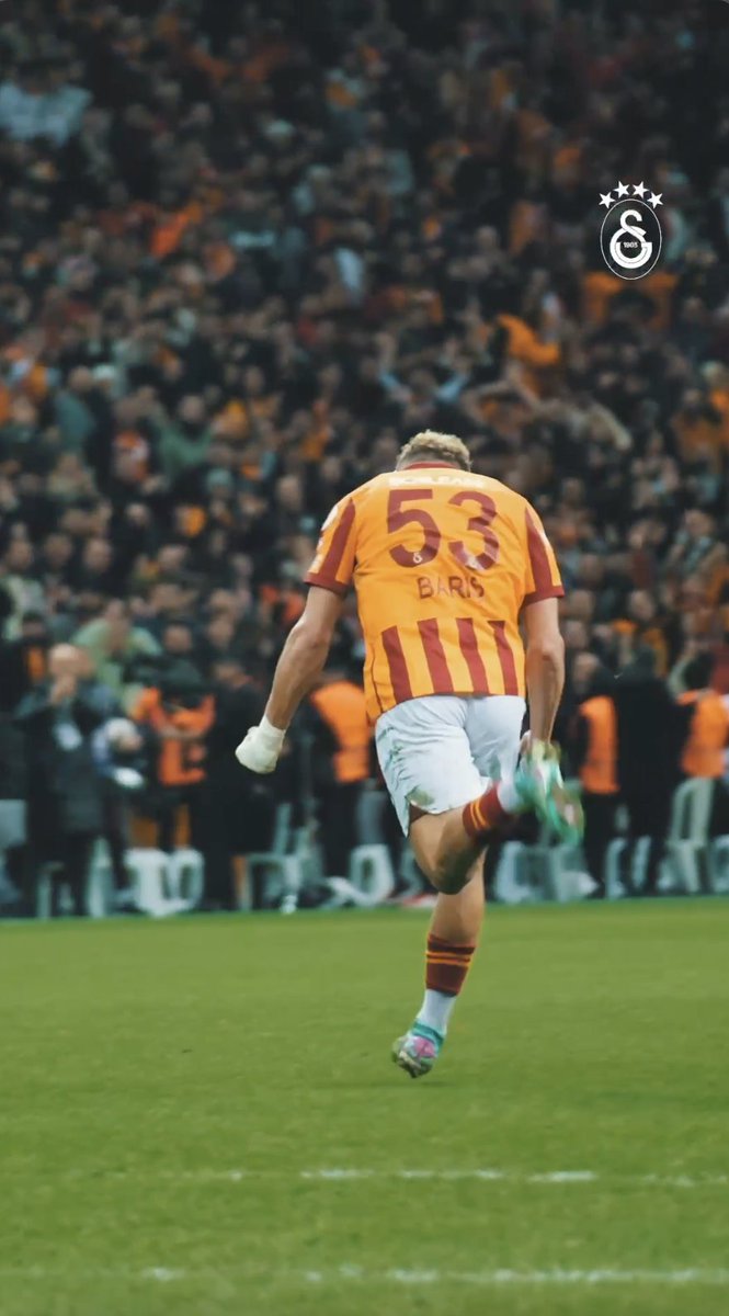 ⚽ Kerem Demirbay'ın adrese teslim ortasına Barış Alper Yılmaz'dan şık kafa vuruşu! 👏 #GSvÜMR