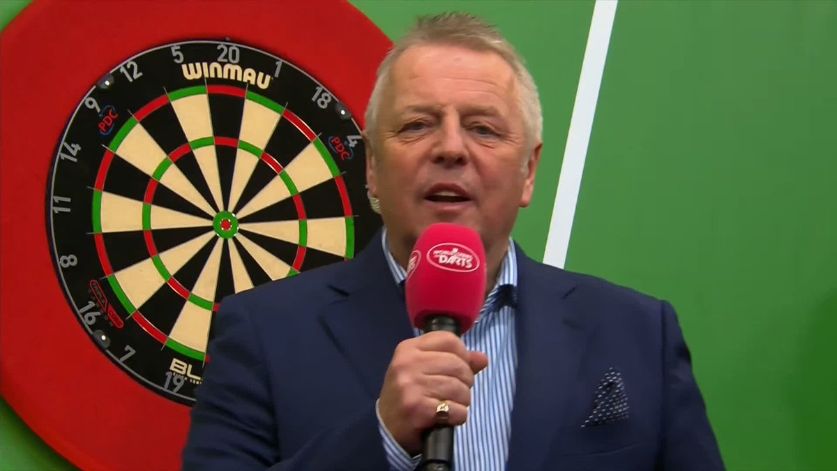 The moment he has waited for 🤩 Luke Humphries gets announced as the World Champion and world number one as he enters the stage here in Bahrain 🔥 📺 #BahrainDarts24
